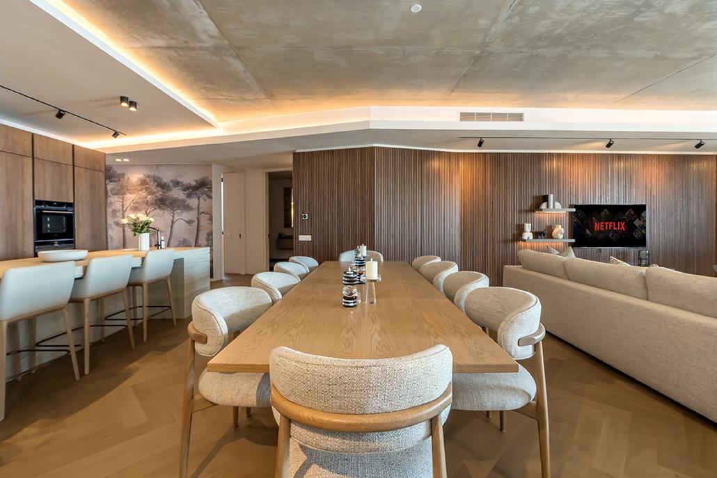 Penthouse 224 10