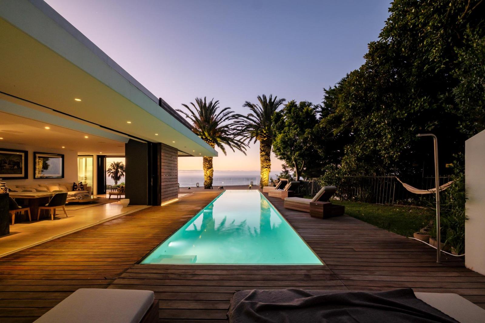 Lions Lookout in Camps Bay by Nox Rentals