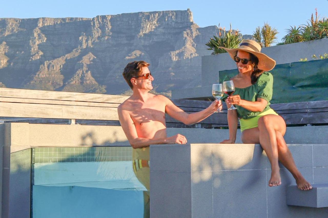 Summit on Quarter by Nox Rentals 